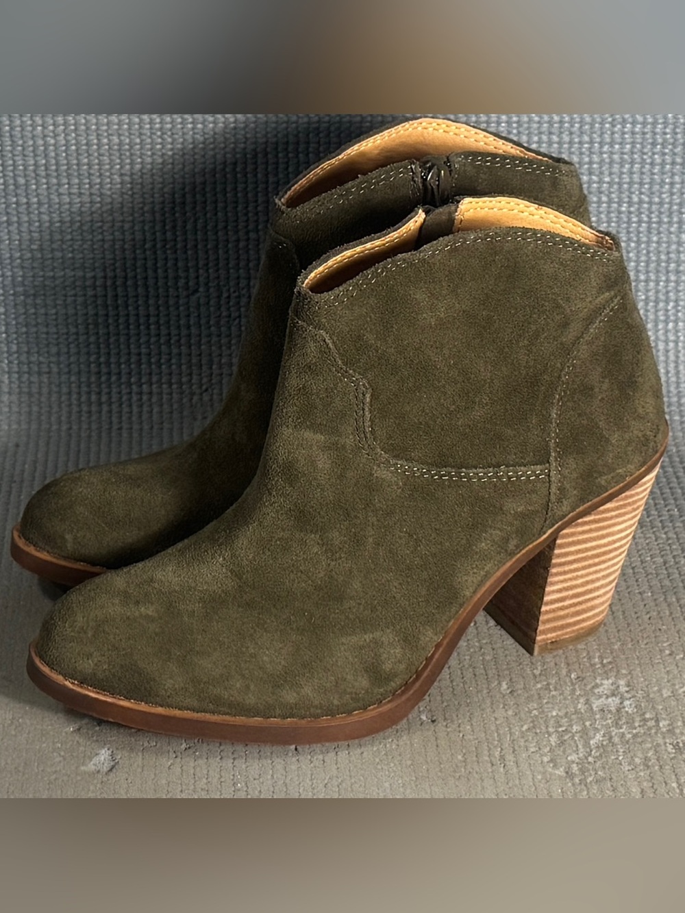 Lucky Brand Eller Booties Green Suede Women’s Ankle Boots Size 6